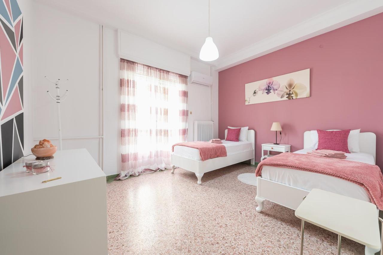 Private Rooms Athens - Shared Bathroom المظهر الخارجي الصورة