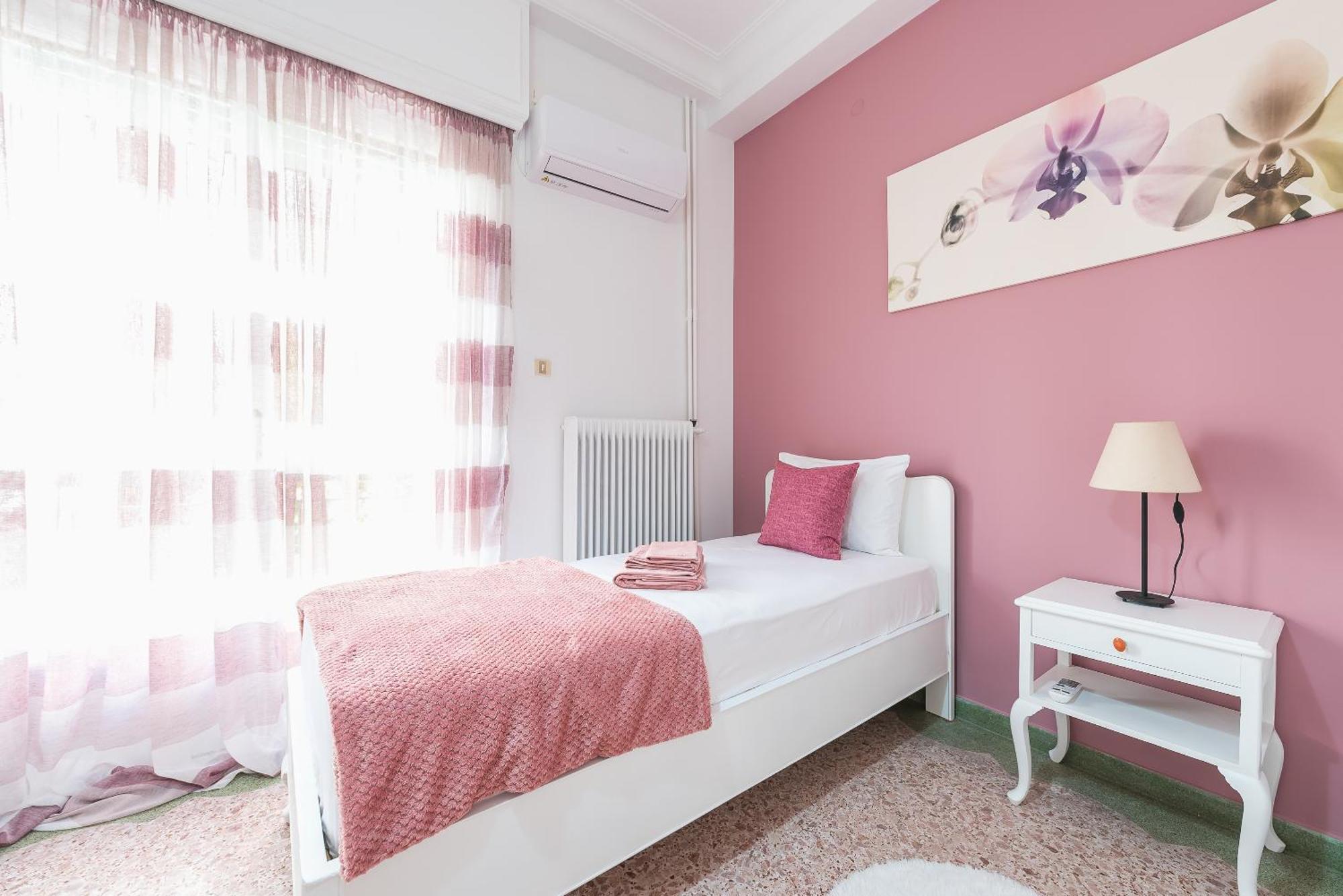 Private Rooms Athens - Shared Bathroom الغرفة الصورة